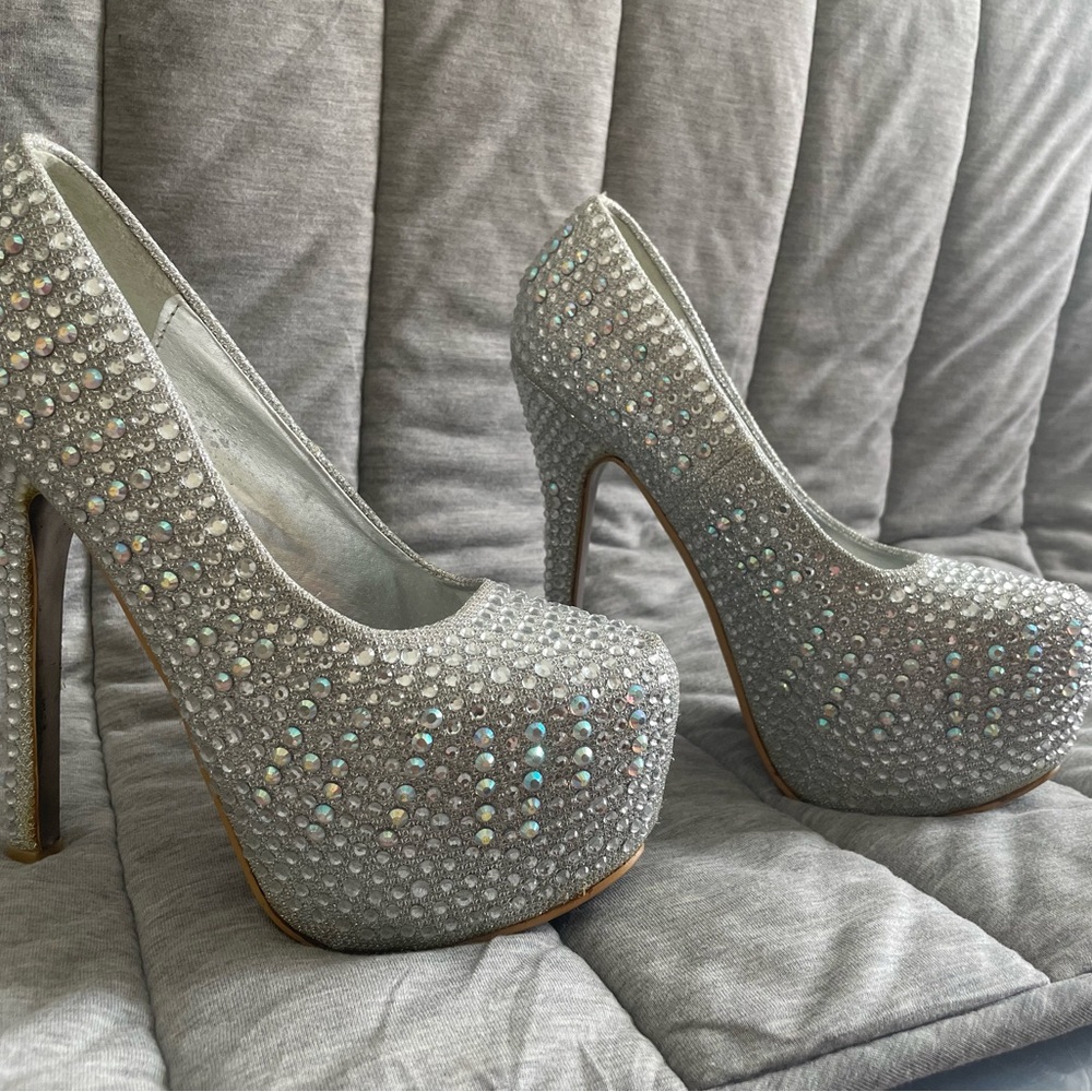 Shiekh rhinestone high heels in great condition